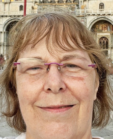 Lynne photo