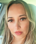 Venezuelan bride - Abril from Caracas