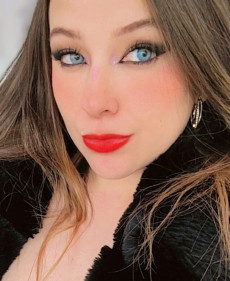 Isabella photo