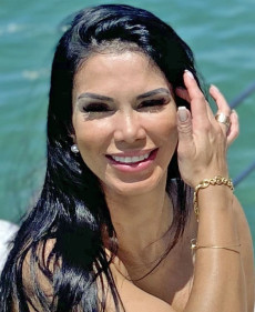 Jaqueline photo