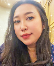 Indah photo