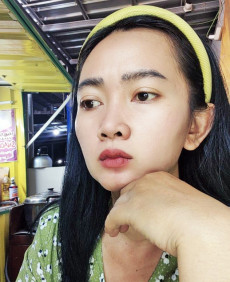 Ratih photo