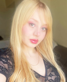 Ana photo