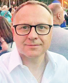Thom photo