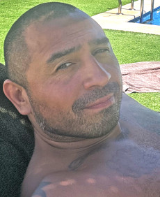 Tomas photo