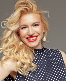 Yana photo