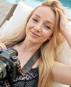Yana photo
