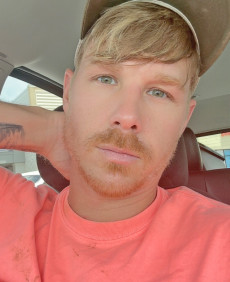 Travis photo