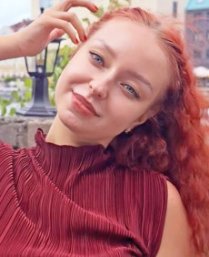 Karina photo